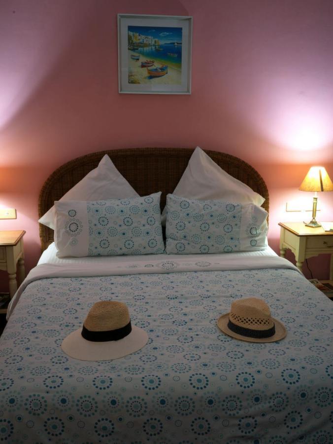 Las Flores Beachside Hotel Catmon Ngoại thất bức ảnh
